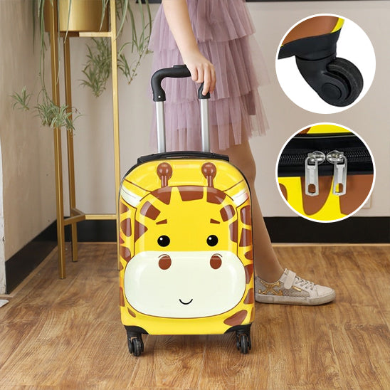 La fille est stylée avec valise pour enfant