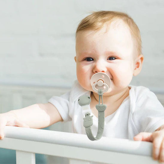 Attache tétine personnalisable bébé tendance, idéale pour cadeau naissance

