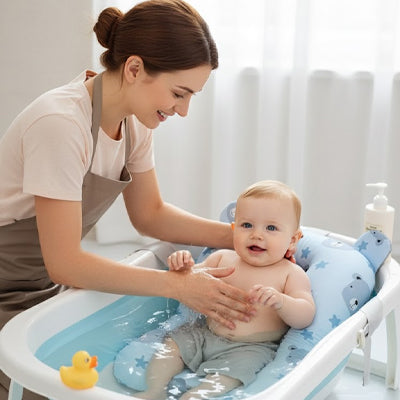Baignoire bébé confortable pour le bain quotidien
