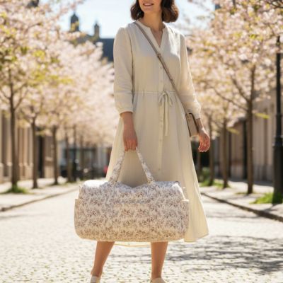 Sac à langer avec poches organisées pour biberons et couches