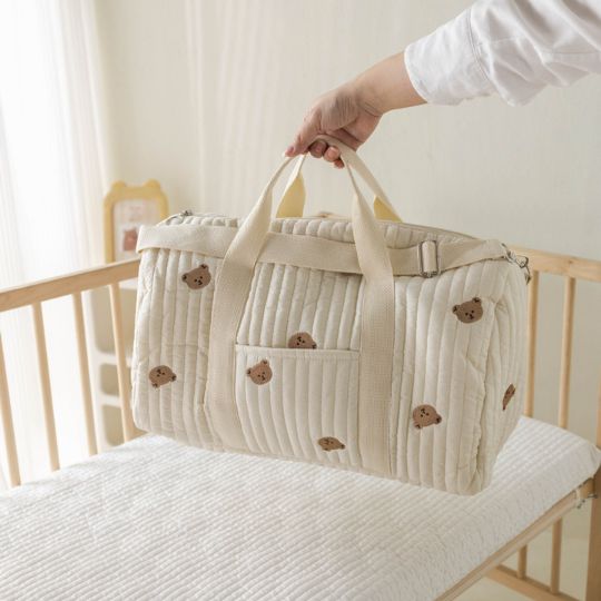 Sac a langer couleur beige ours