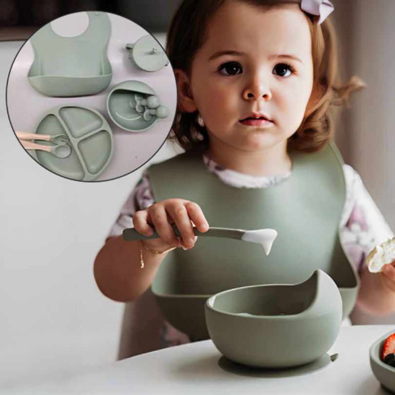 assiette bébé reste bien en place