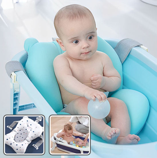 bebe securise dans le coussin de bain bebe